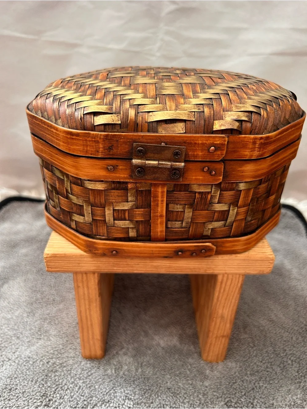 Woven Brown Rattan Jewelry Chest with Antique-Style Latch